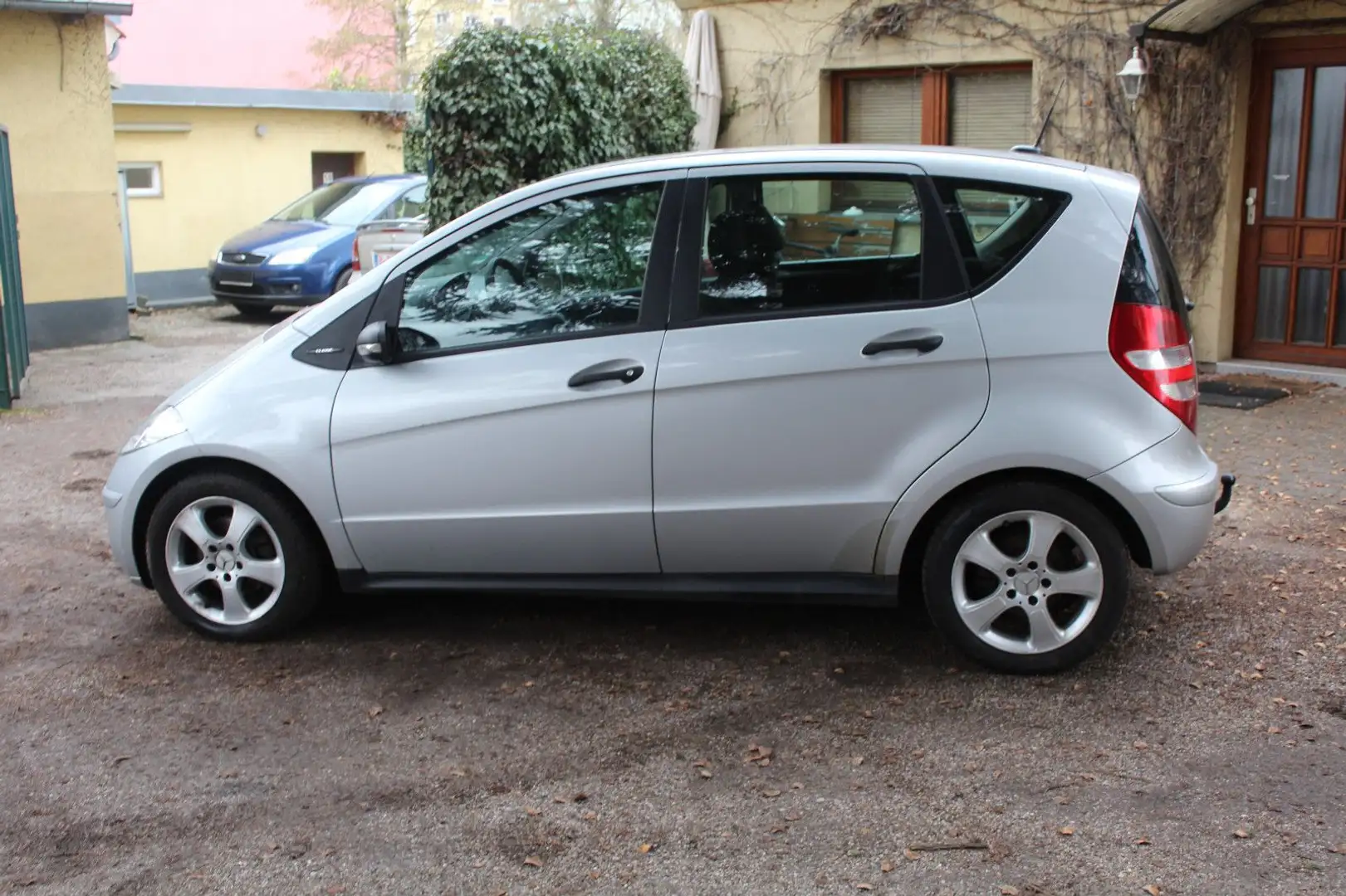 Mercedes-Benz A 180 CDI*TÜV NEU*Automatik* Silber - 2