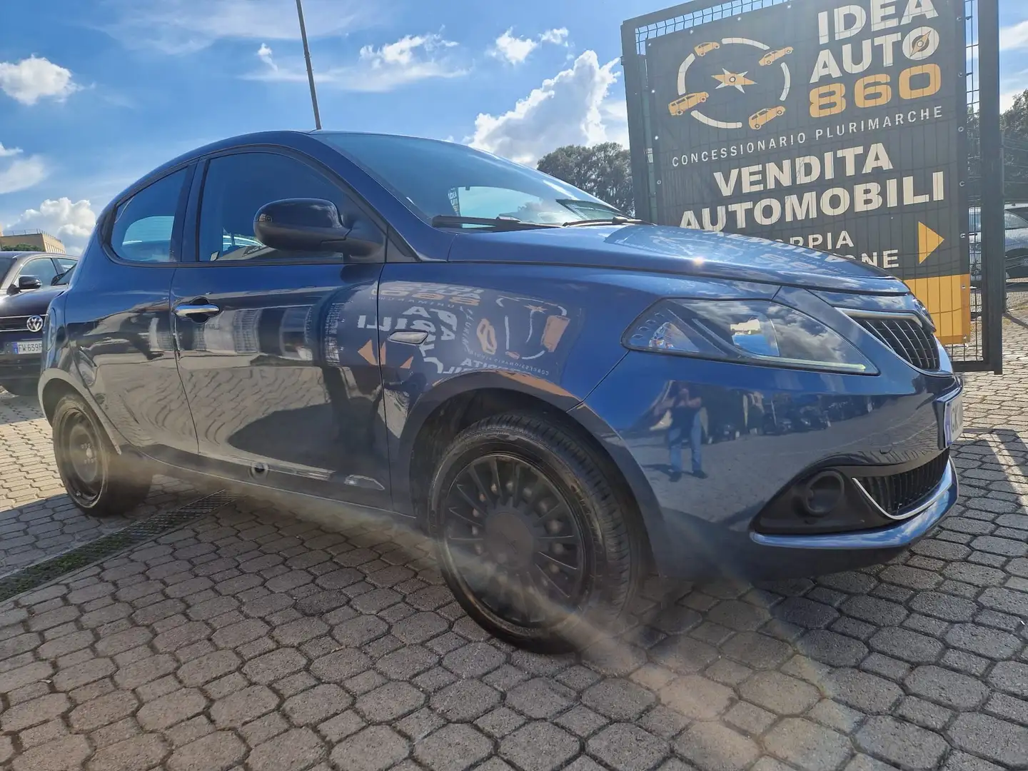 Lancia Ypsilon 1.0 firefly hybrid Silver PROMO FINANZIAMENTO Blu/Azzurro - 1