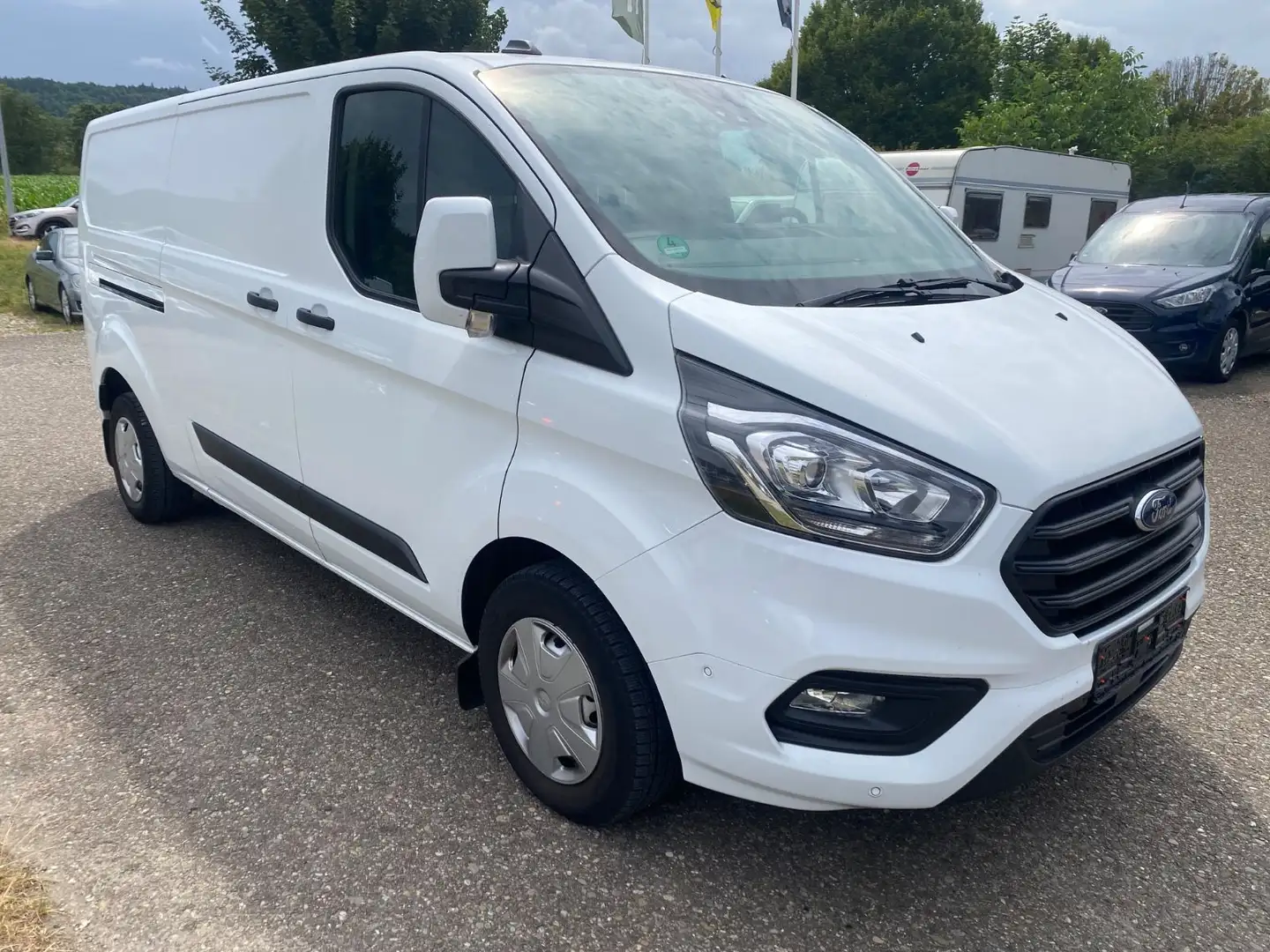 Ford Transit Custom 300 L2 H1 96KW Klima Totw SHZ Kam Weiß - 1