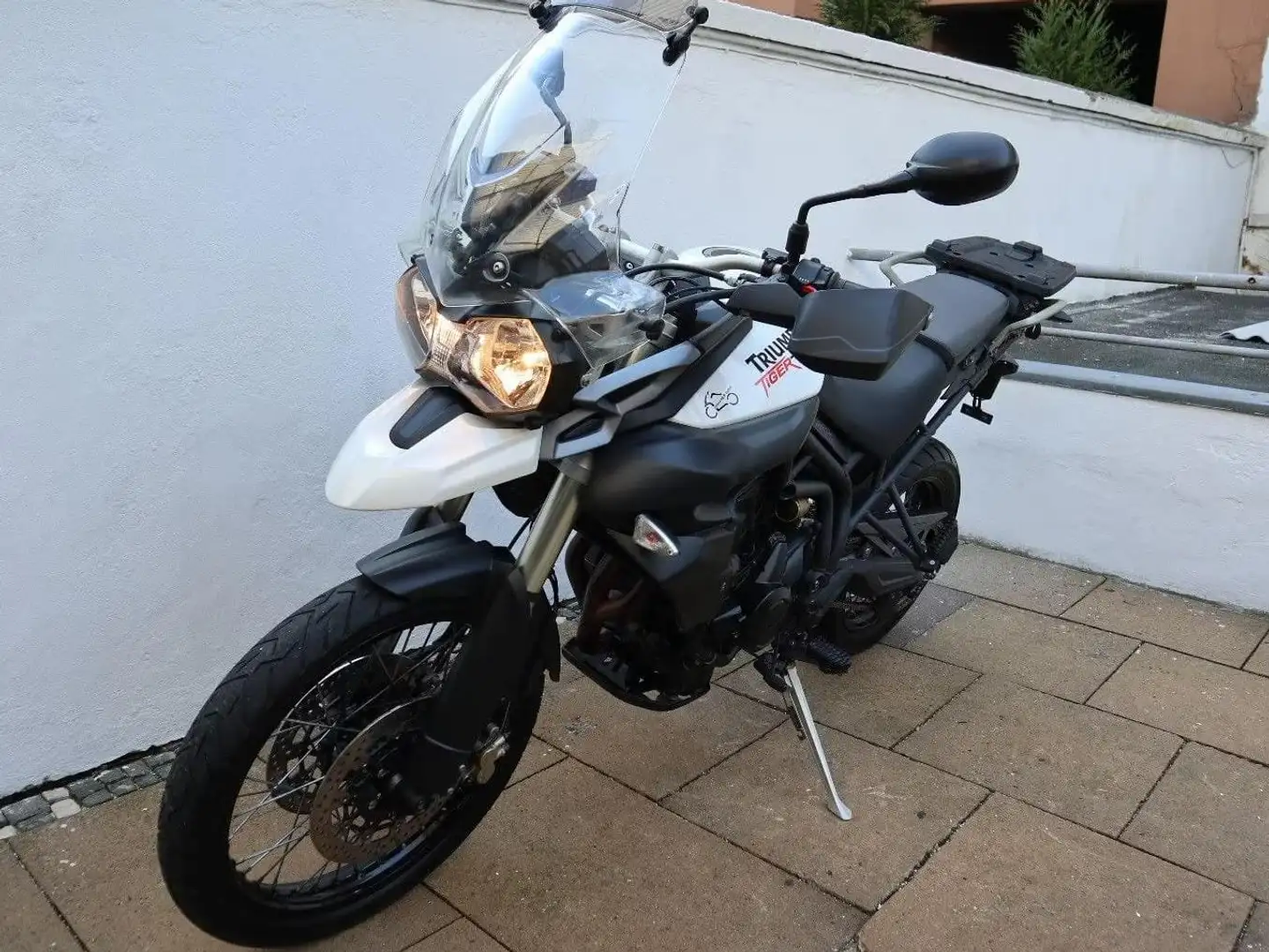 Triumph Tiger 800 Biały - 2
