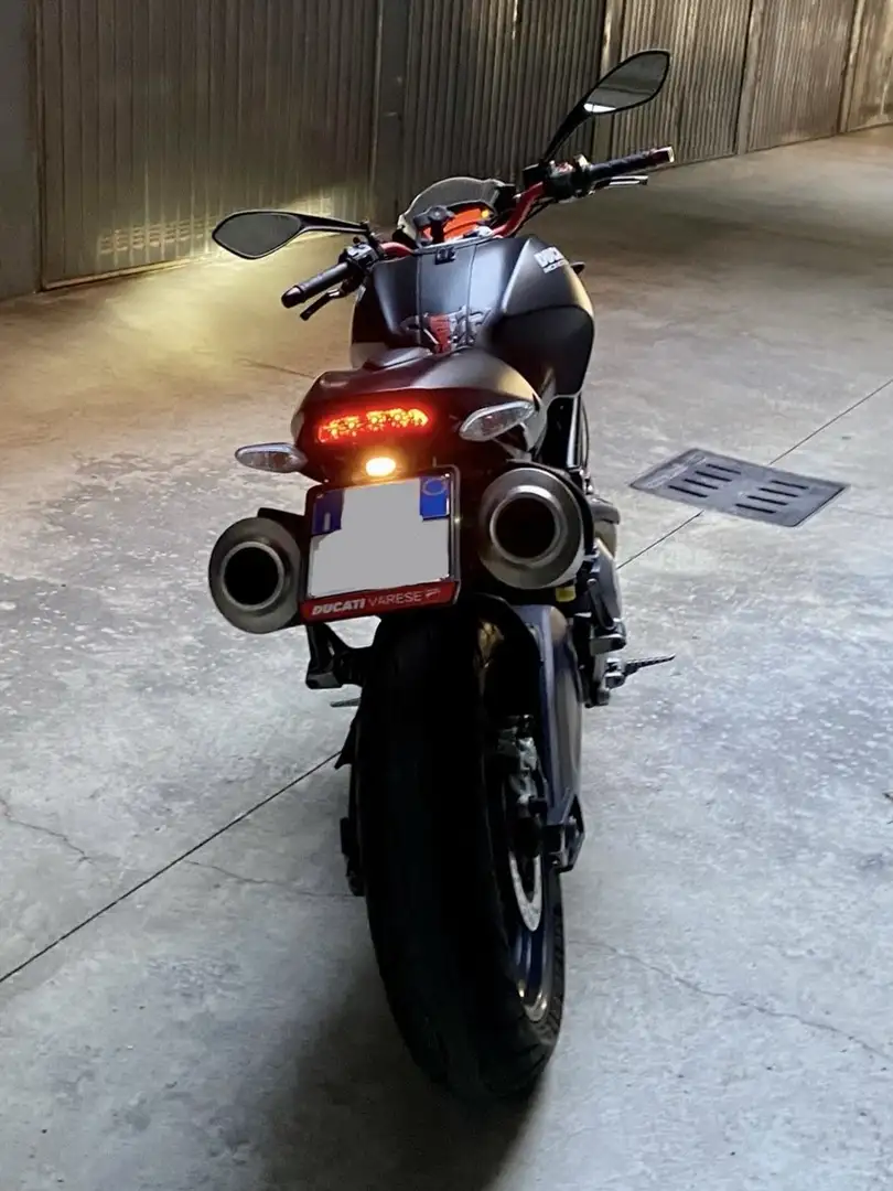 Ducati Monster 696 - 2