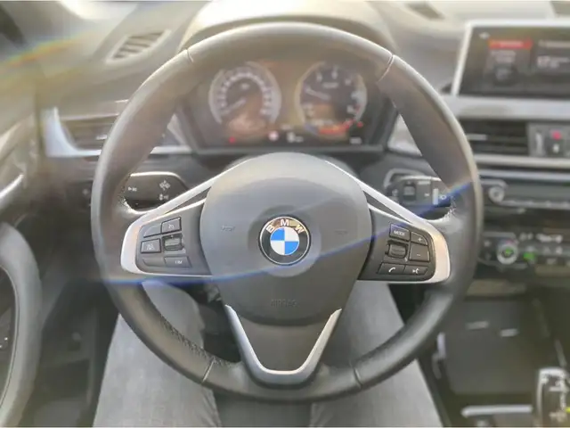 BMW X1 view 8