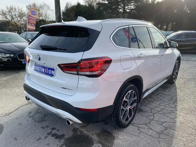 BMW X1 view 4