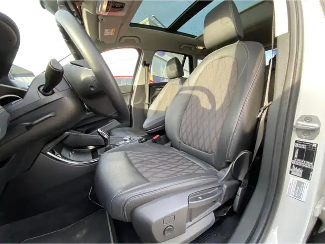BMW X1 view 5