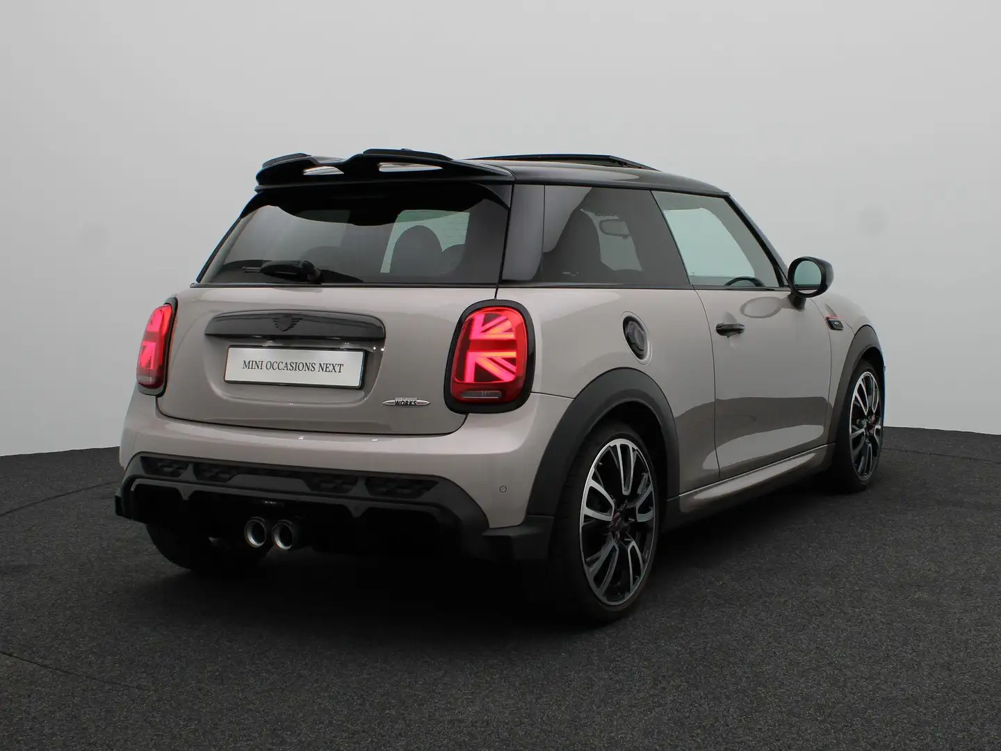 MINI John Cooper Works 3-deurs Essential + Comfort Plus Pakket + Driving Grigio - 2