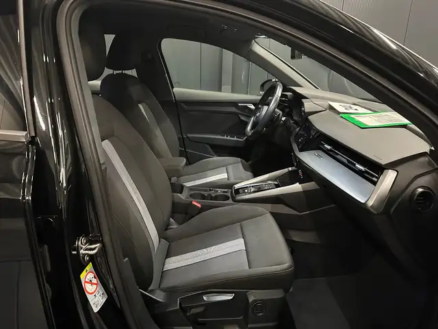 Audi A3 view 9