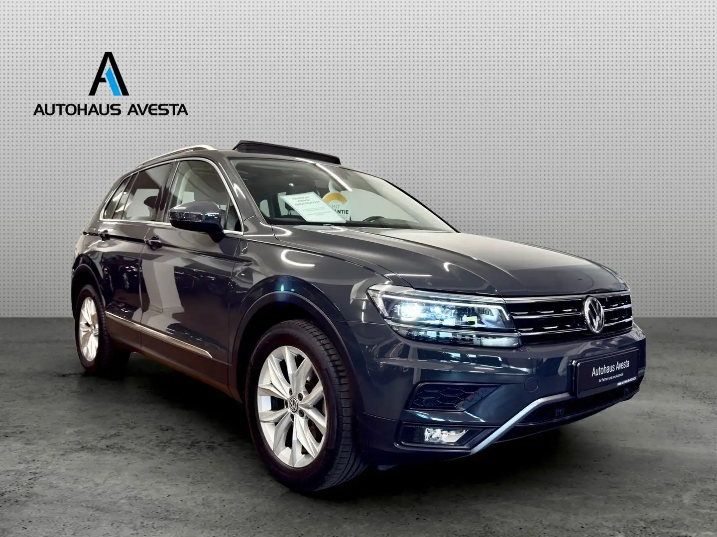 Volkswagen Tiguan Highline 4M/VIRTUALC./ACC/AHK/LED/PANO/ Gris - 2