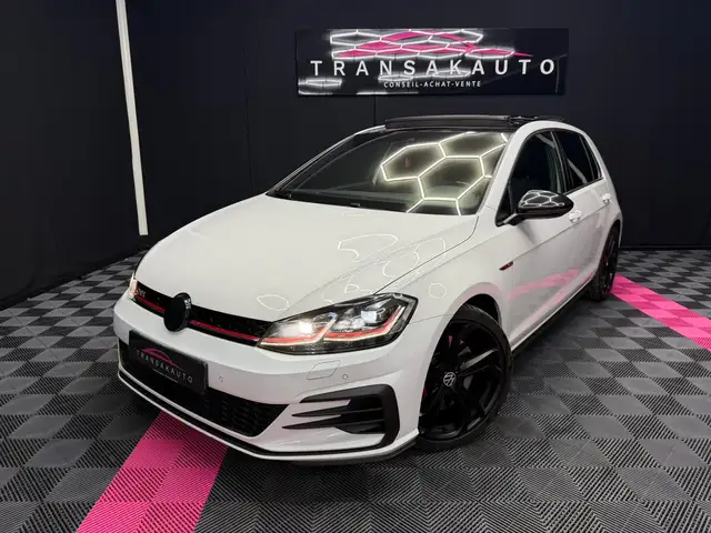 Volkswagen Golf GTI 2.0 TSI Performance/TOIT OUVRANT/GARANTIE 12 MOIS
