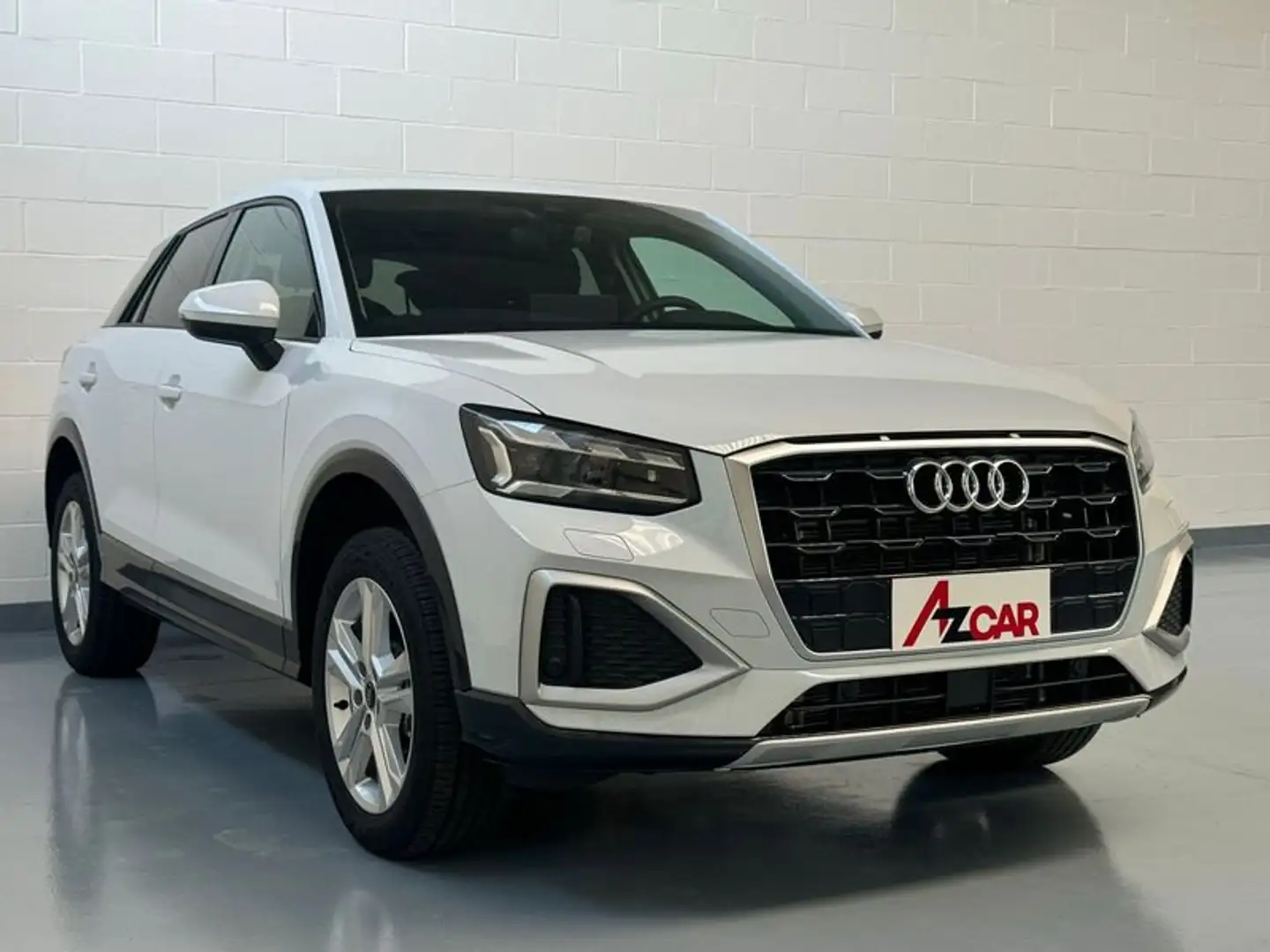 Audi Q2 35 TFSI S tronic Admired NAVI-MATRIX-CAM -ASSISTE Weiß - 2