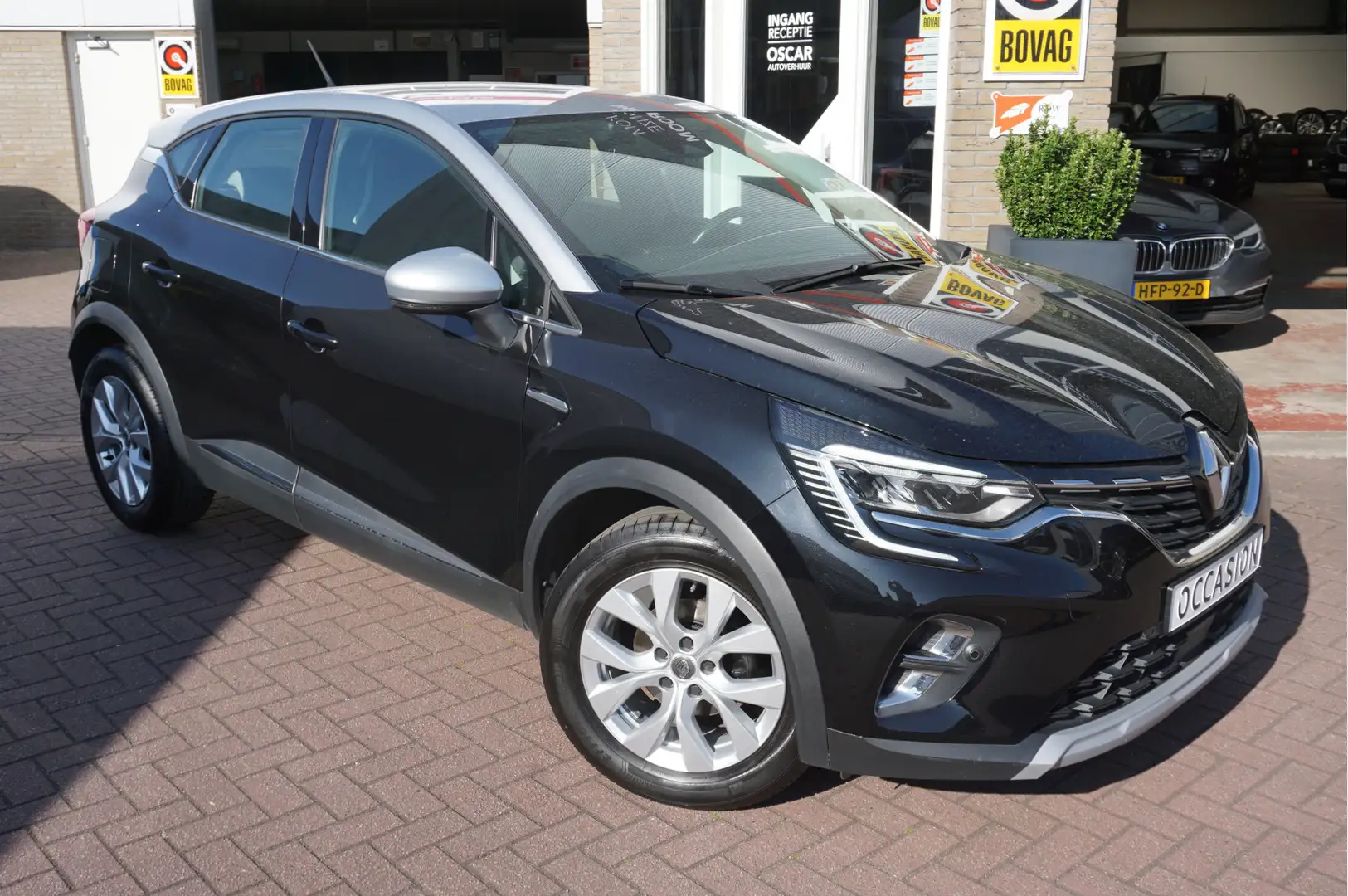 Renault Captur 1.3 TCe 130 Intens Automaat Noir - 1