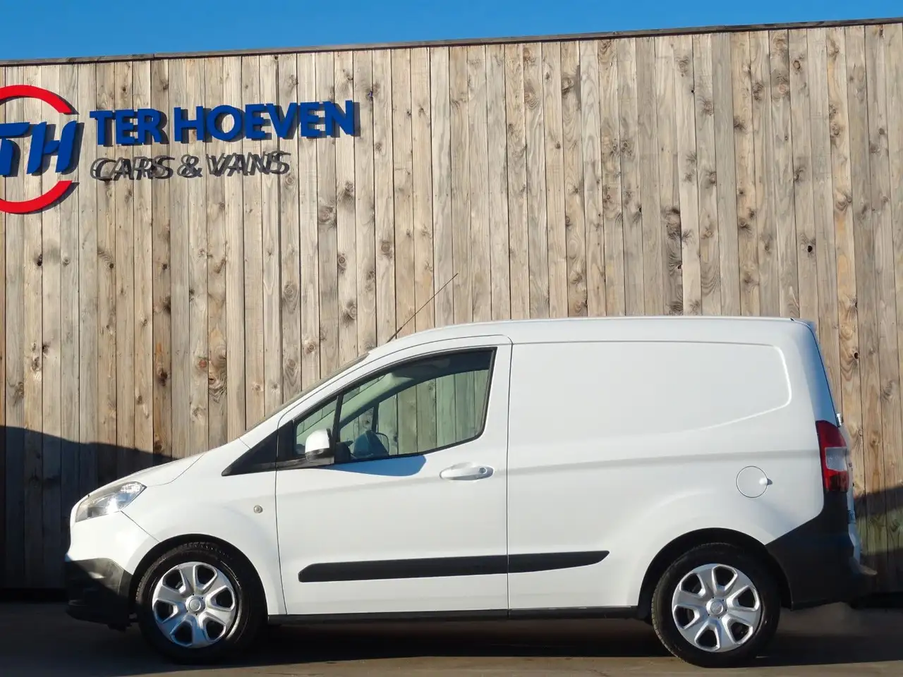 Ford Transit Courier