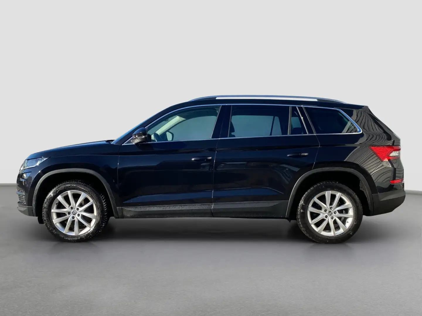 Skoda Kodiaq 2.0 TDI Style 4x4 KAMERA AHK LED SHZ MFL Klima Schwarz - 2