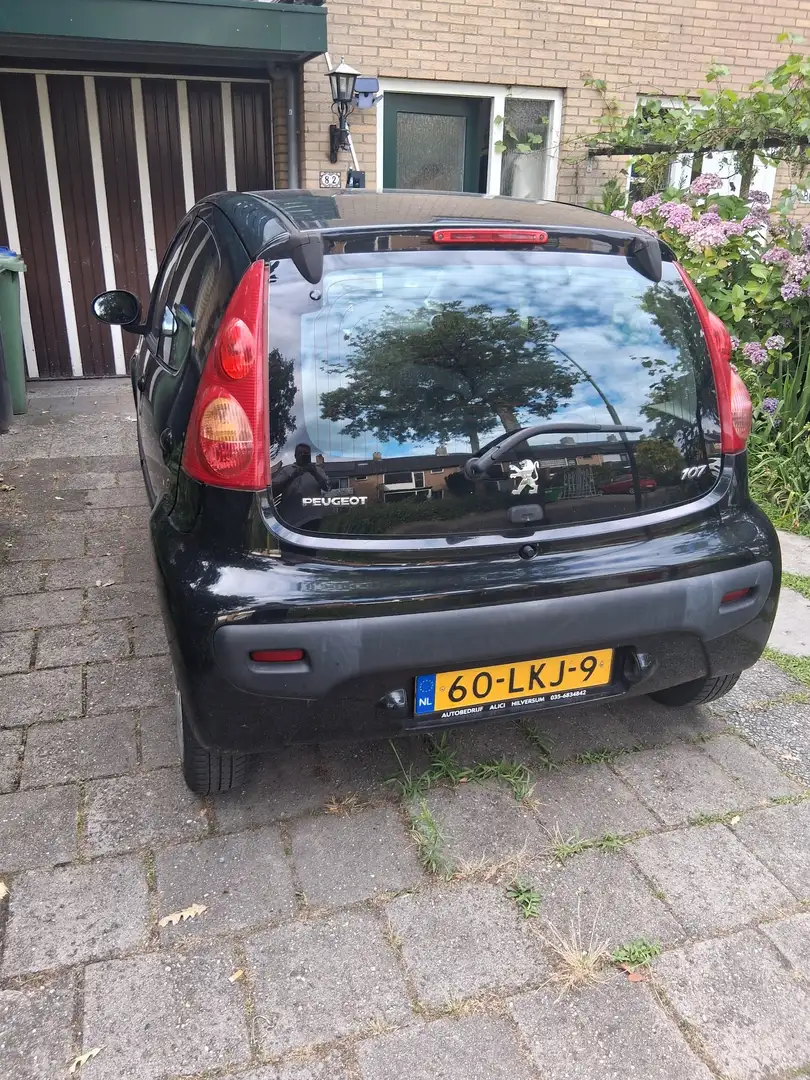 Peugeot 107 1.0-12V XS Zwart - 2