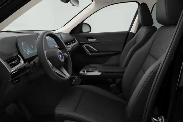 BMW Ix1 view 4