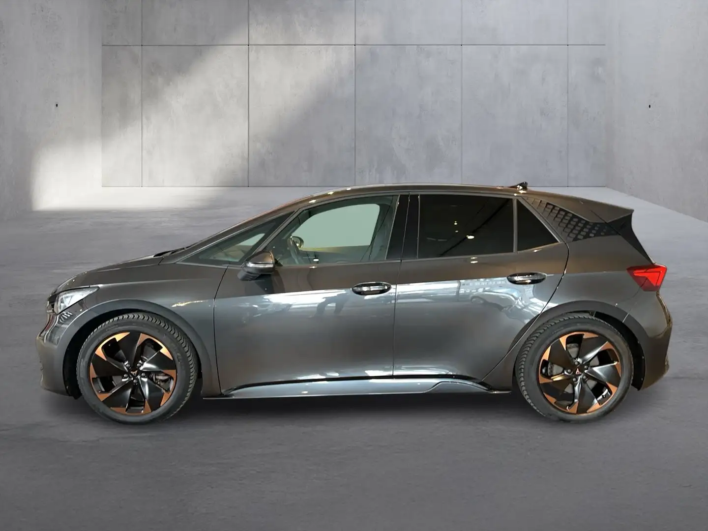 CUPRA Born Alpha 58 150kW/204PS Grau - 2