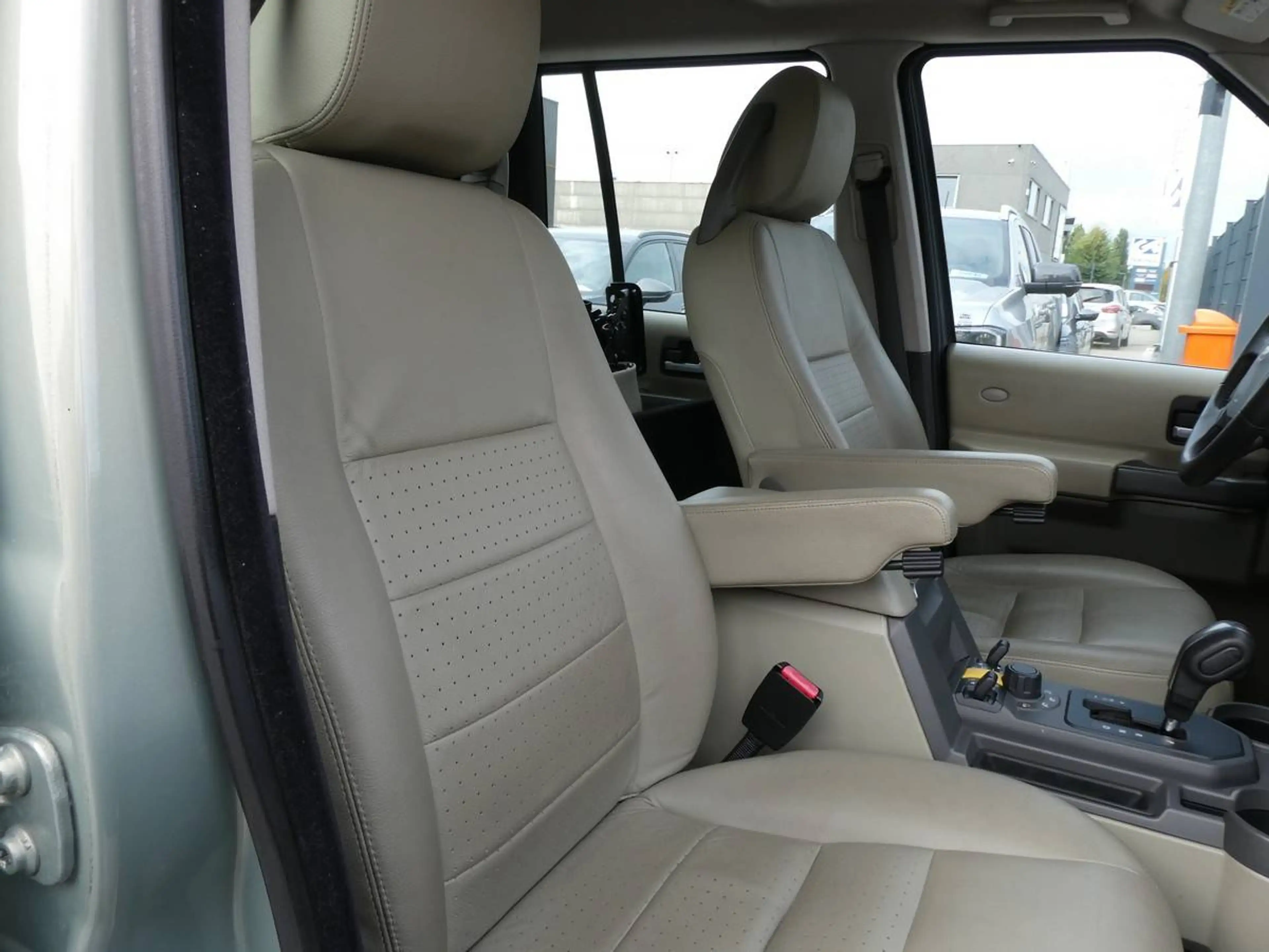 Land Rover Discovery 2.7 SDV6 190pk Automaat HSE Lichte Vracht BTW Leder Luchtvering garantie (25330) — photo 13