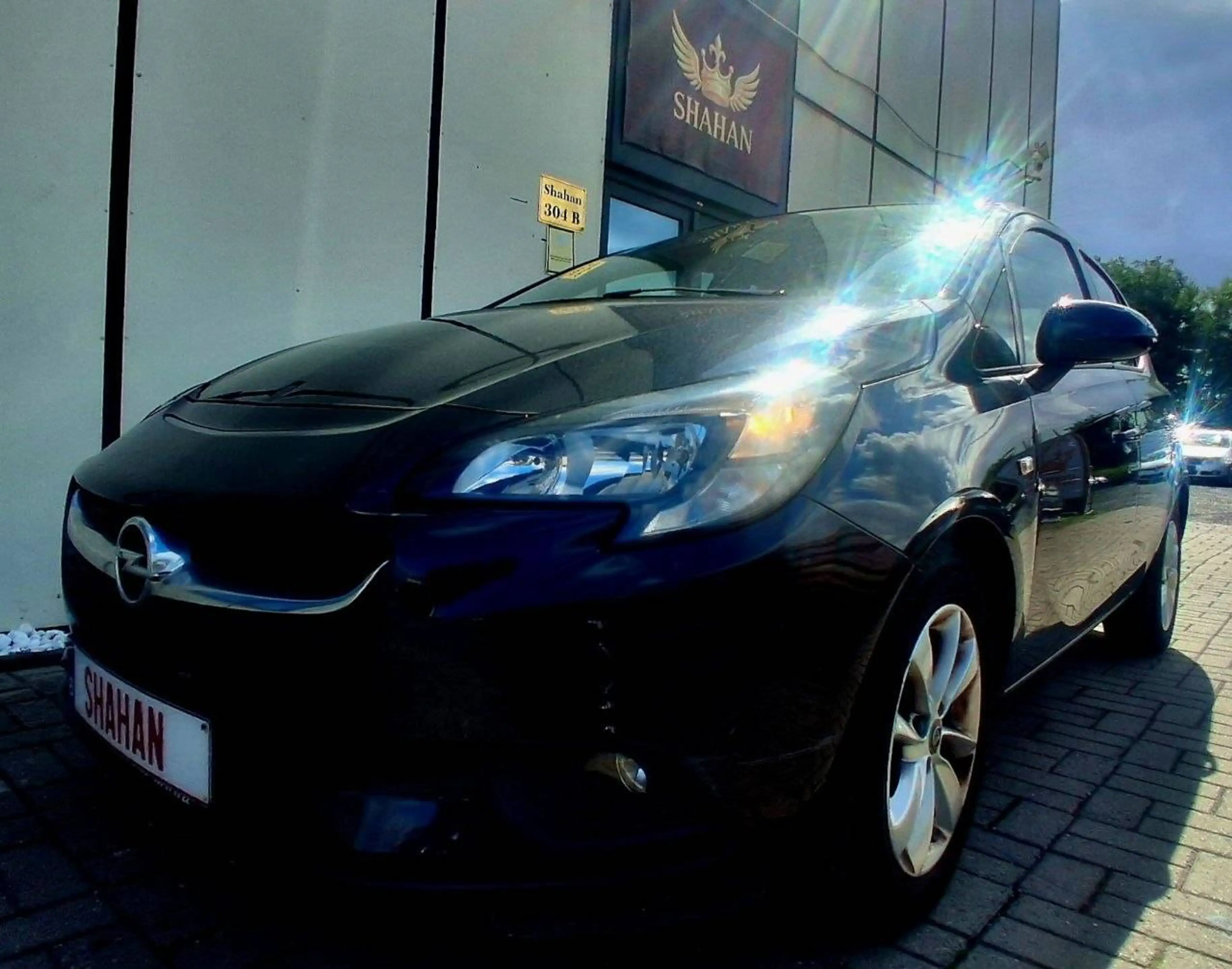 Opel Corsa-e Opel Corsa E – 2018 – 120.000 kmBenzine – 1.4 – 90 PK