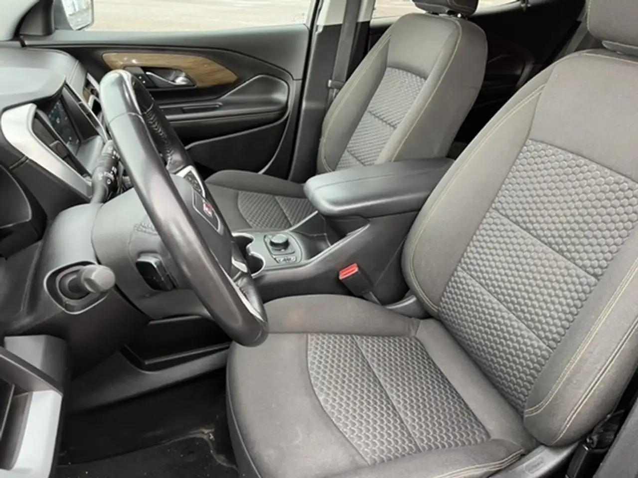 GMC Terrain снимка GMC Terrain