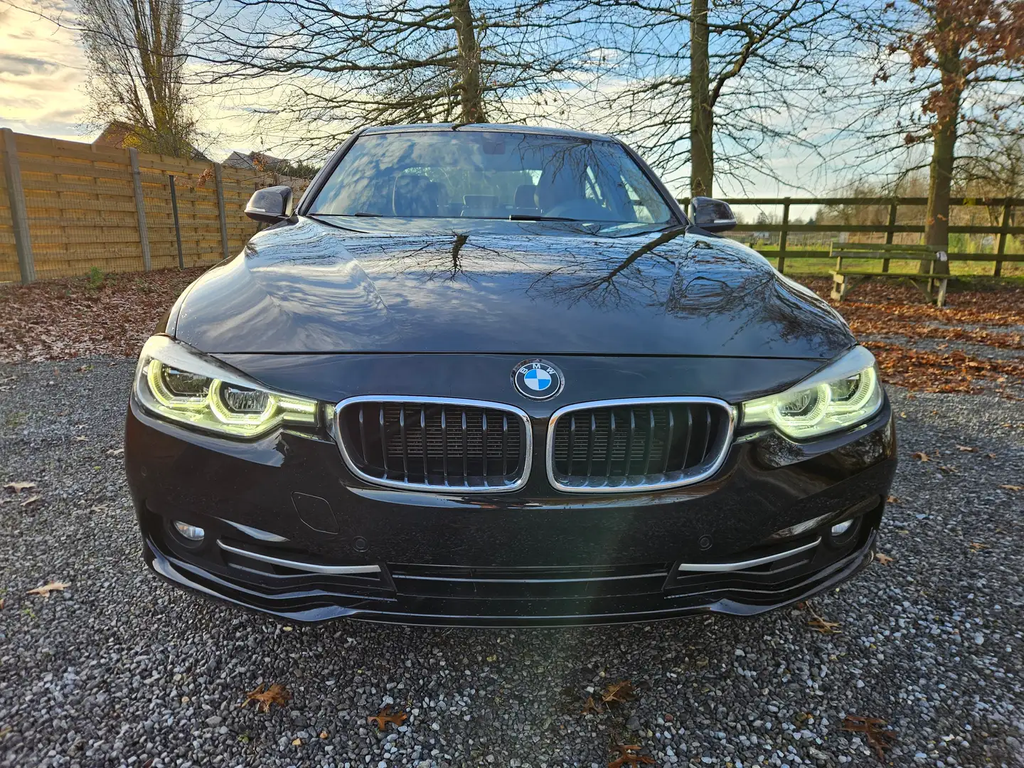 BMW 318 318d Aut. Sport Line Noir - 2