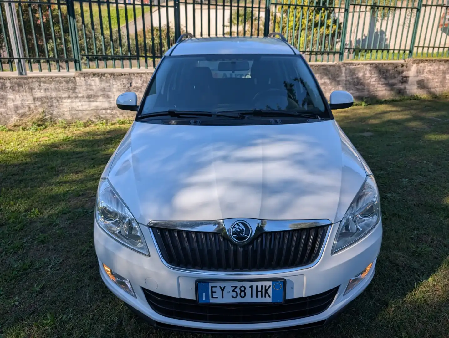 Skoda Roomster 1.2 12V 70CV Ambition UNICO PROPRIETARIO Wit - 2