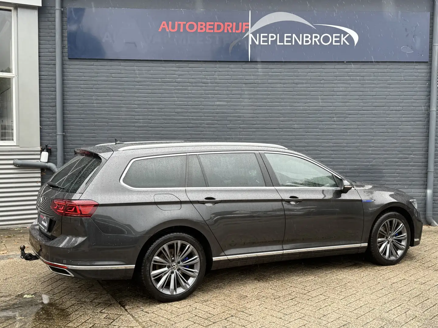 Volkswagen Passat Variant 1.4 TSI PHEV GTE Business Navigatie Apple Carplay/ Zwart - 2