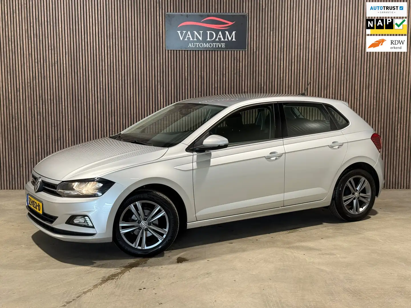 Volkswagen Polo 1.0 TSI Highline 2019 NAP VIRTUAL NAVI CRUISE Grijs - 1