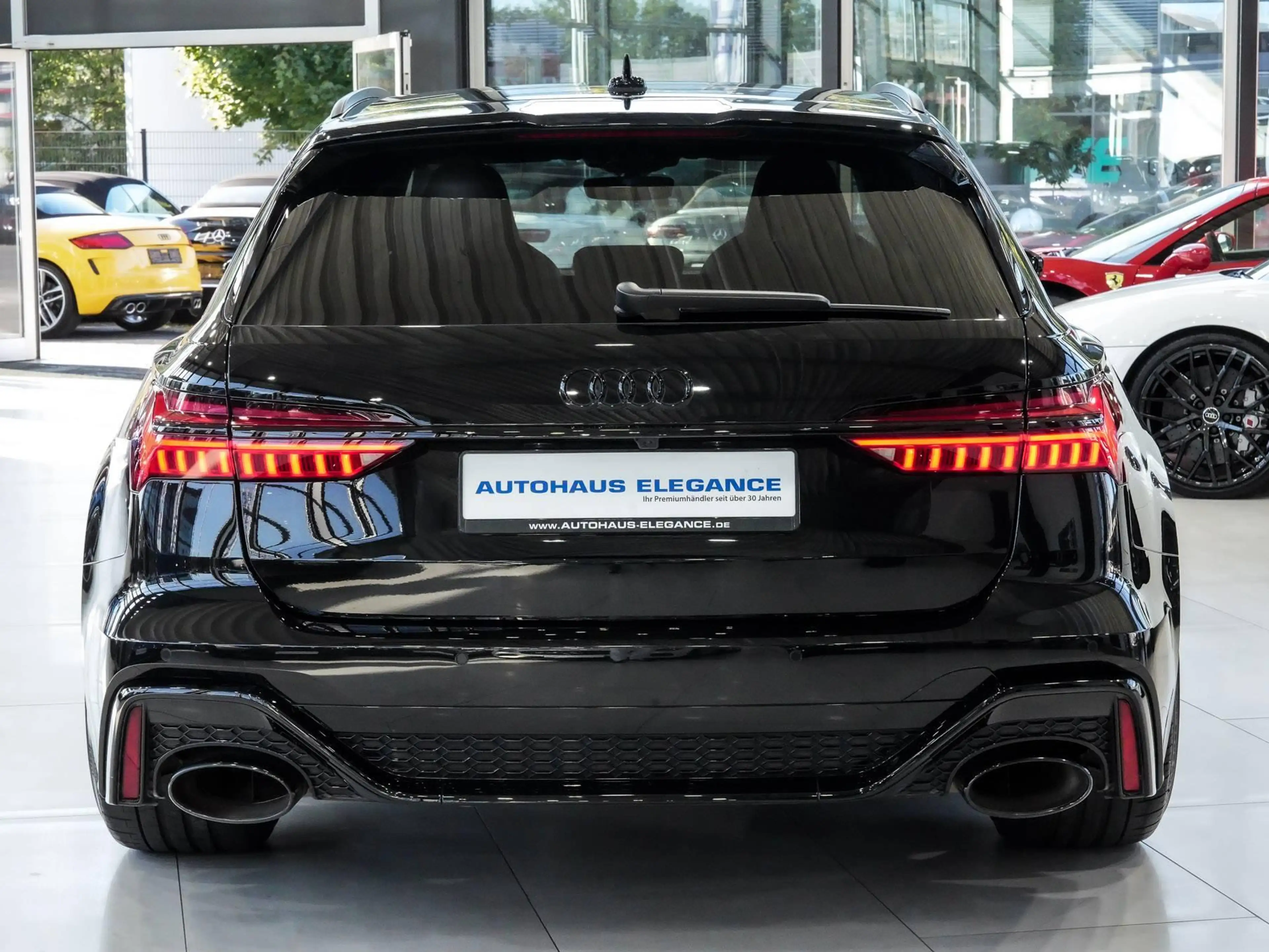 Audi RS6 Avant quattro*SPORTSITZE*KERAMIK*MATRIX*B&O* — photo 5