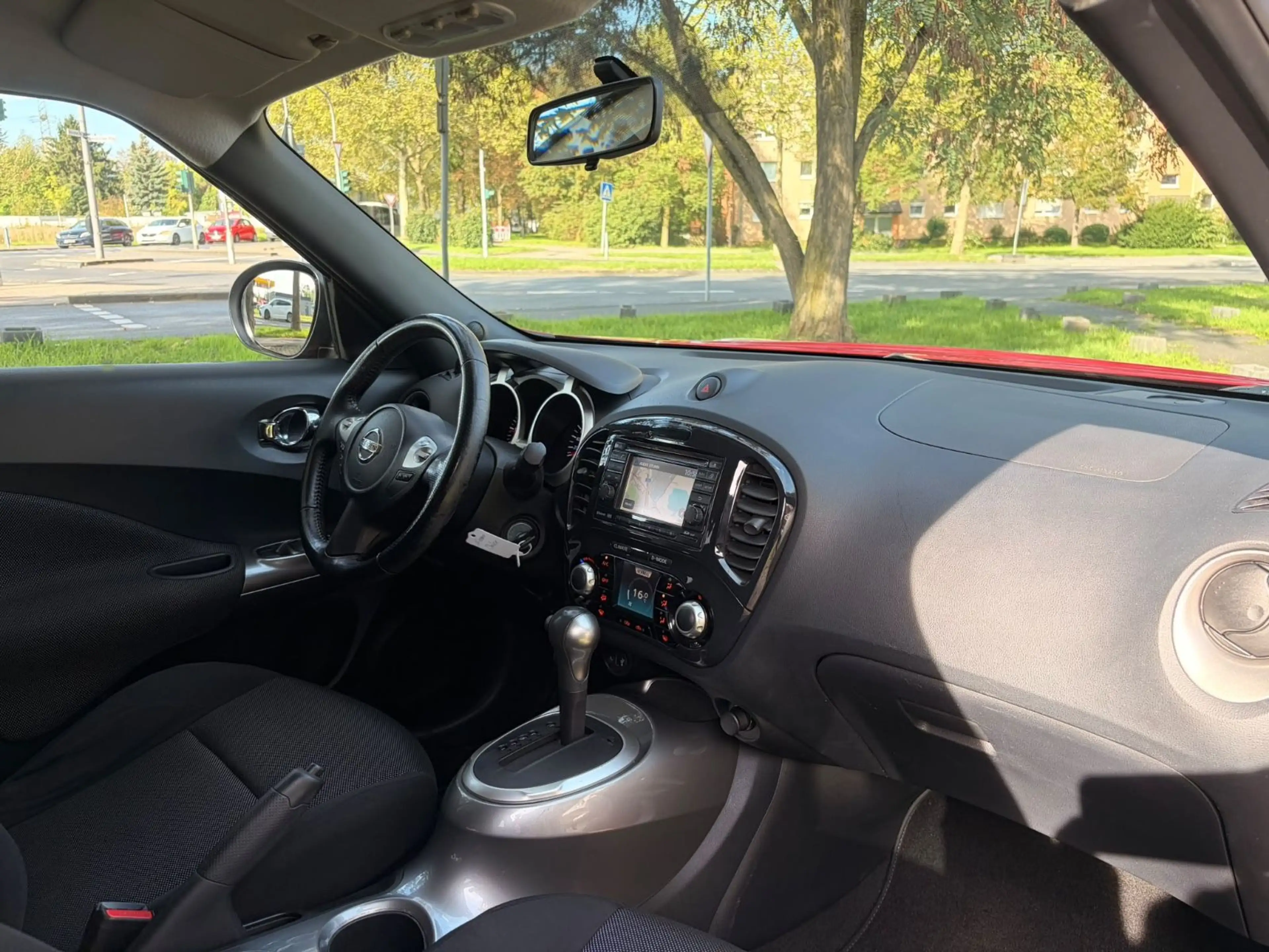 Nissan Juke Acenta* Automatik * Navi * — photo 11