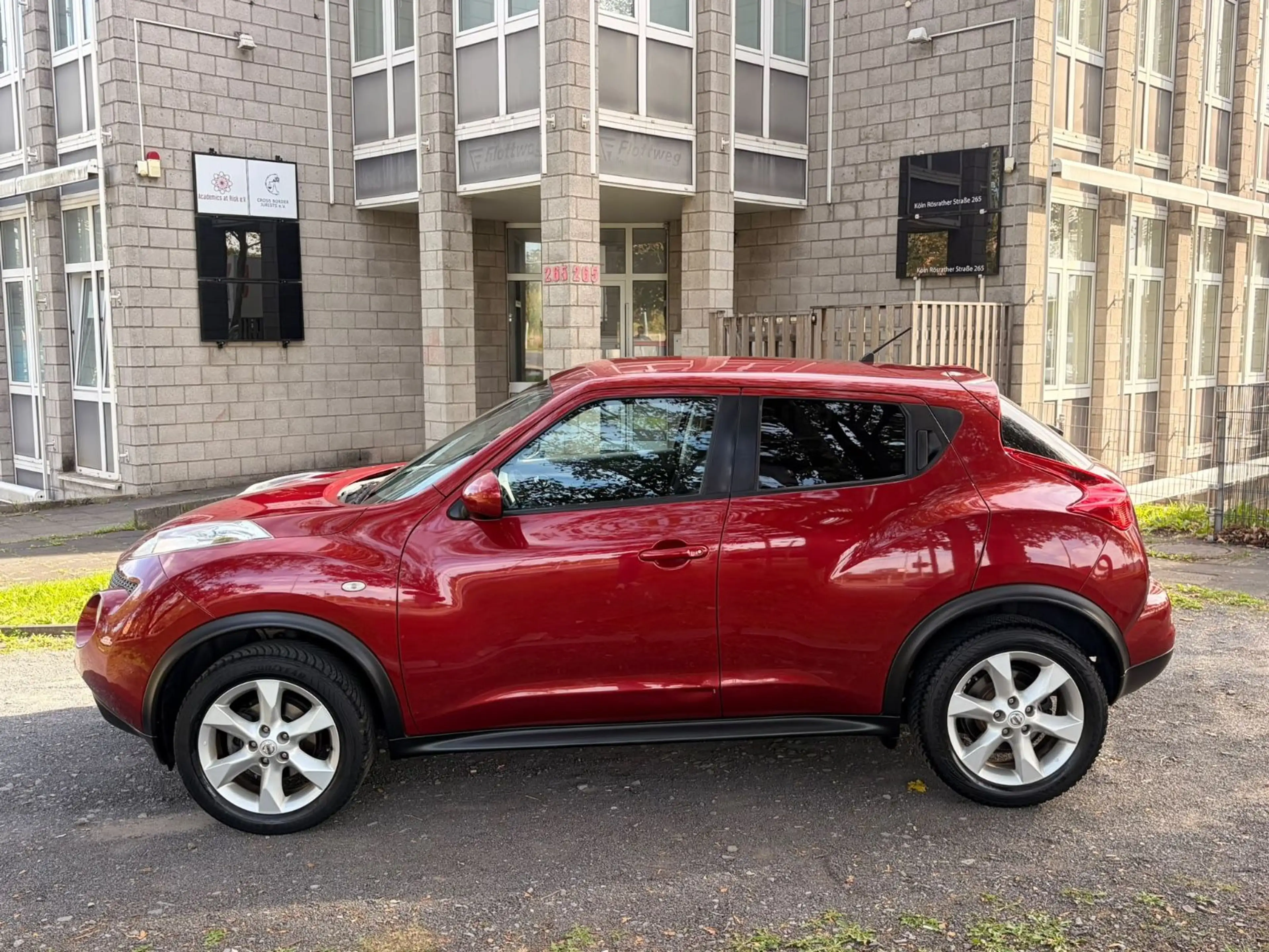Nissan Juke Acenta* Automatik * Navi * — photo 3