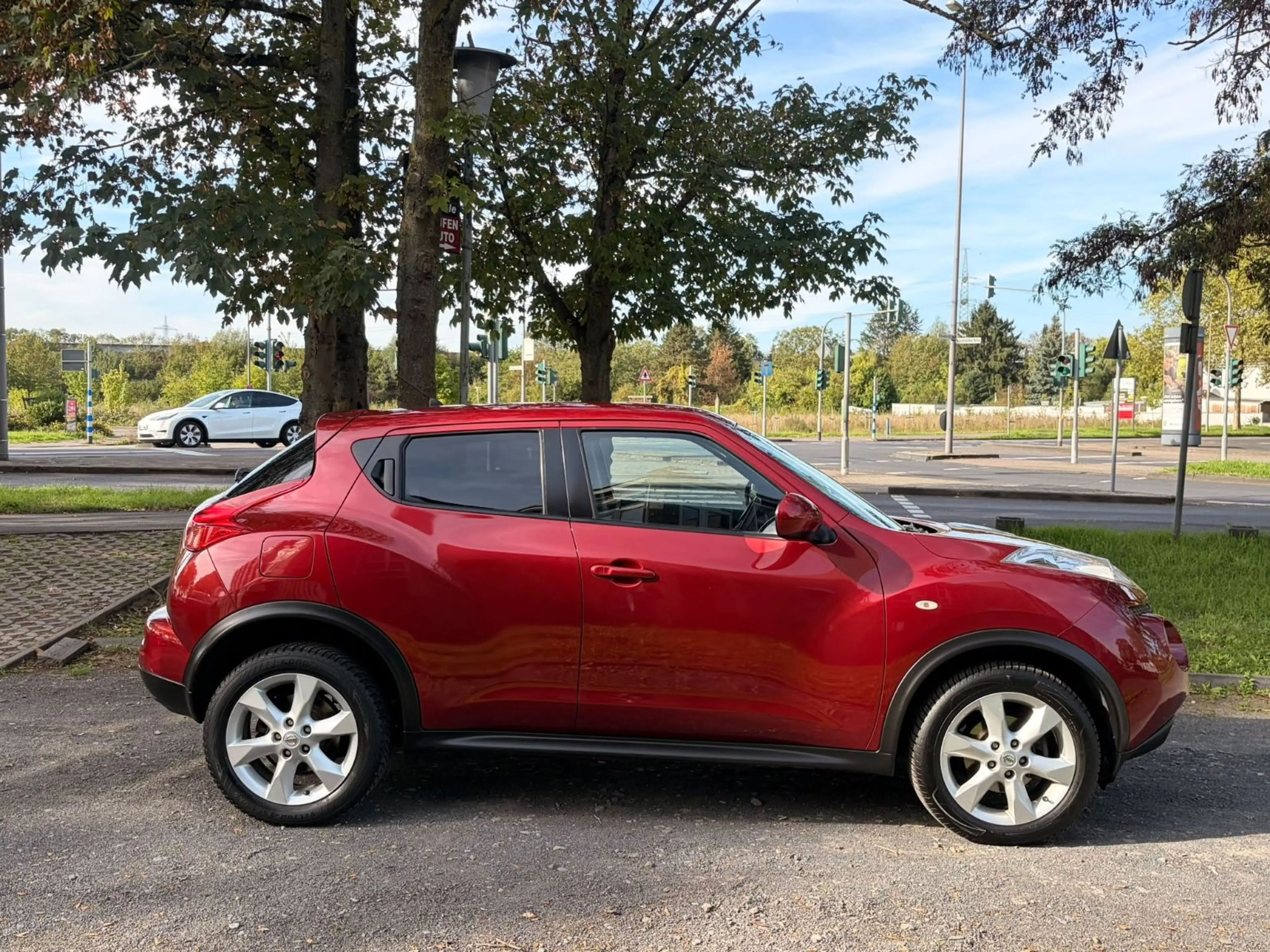 Nissan Juke Acenta* Automatik * Navi * — photo 6