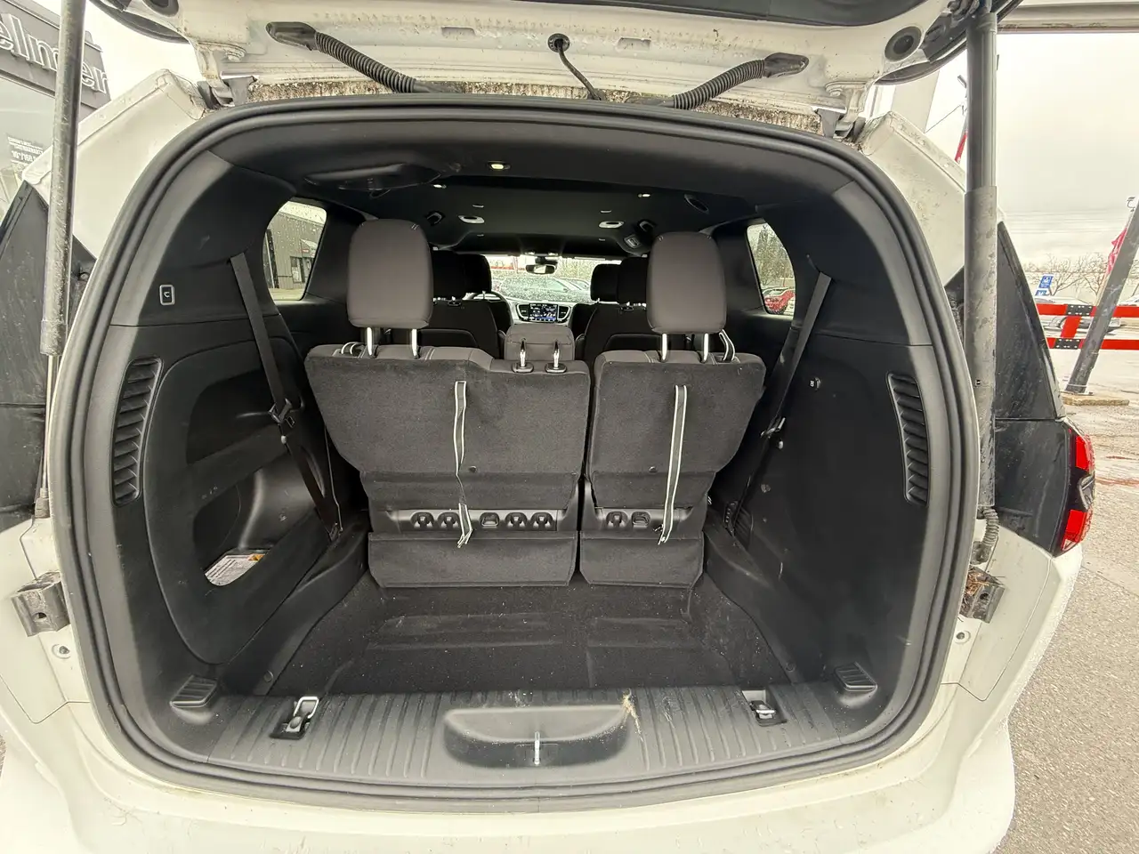 Chrysler Pacifica снимка Chrysler Pacifica