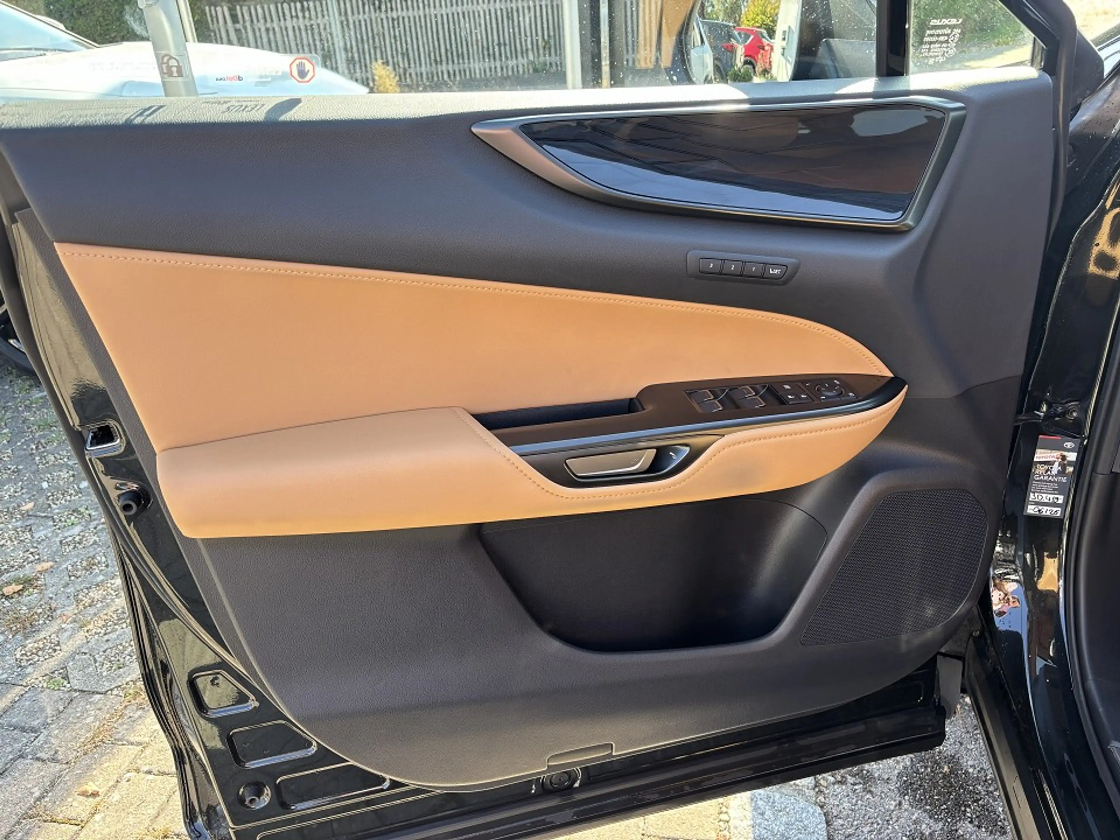 Lexus NX 350h Executive Line E-Four Head-up 360°-Kamera — photo 10