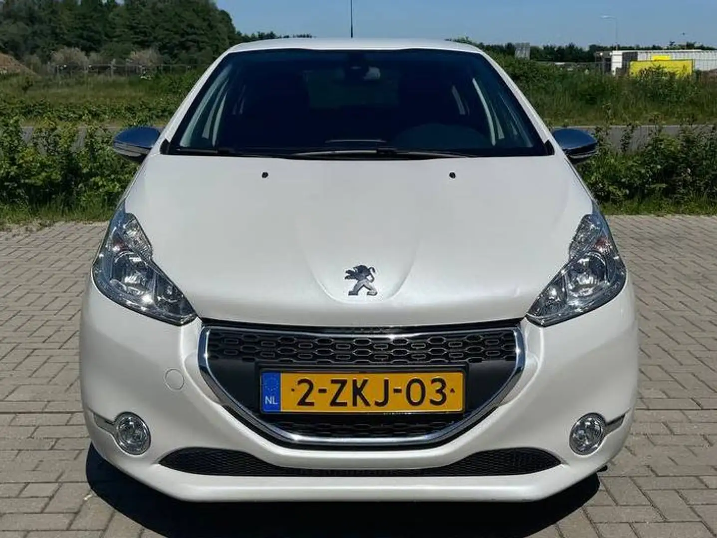 Peugeot 208 1.2 PT Style Pack Blanc - 1