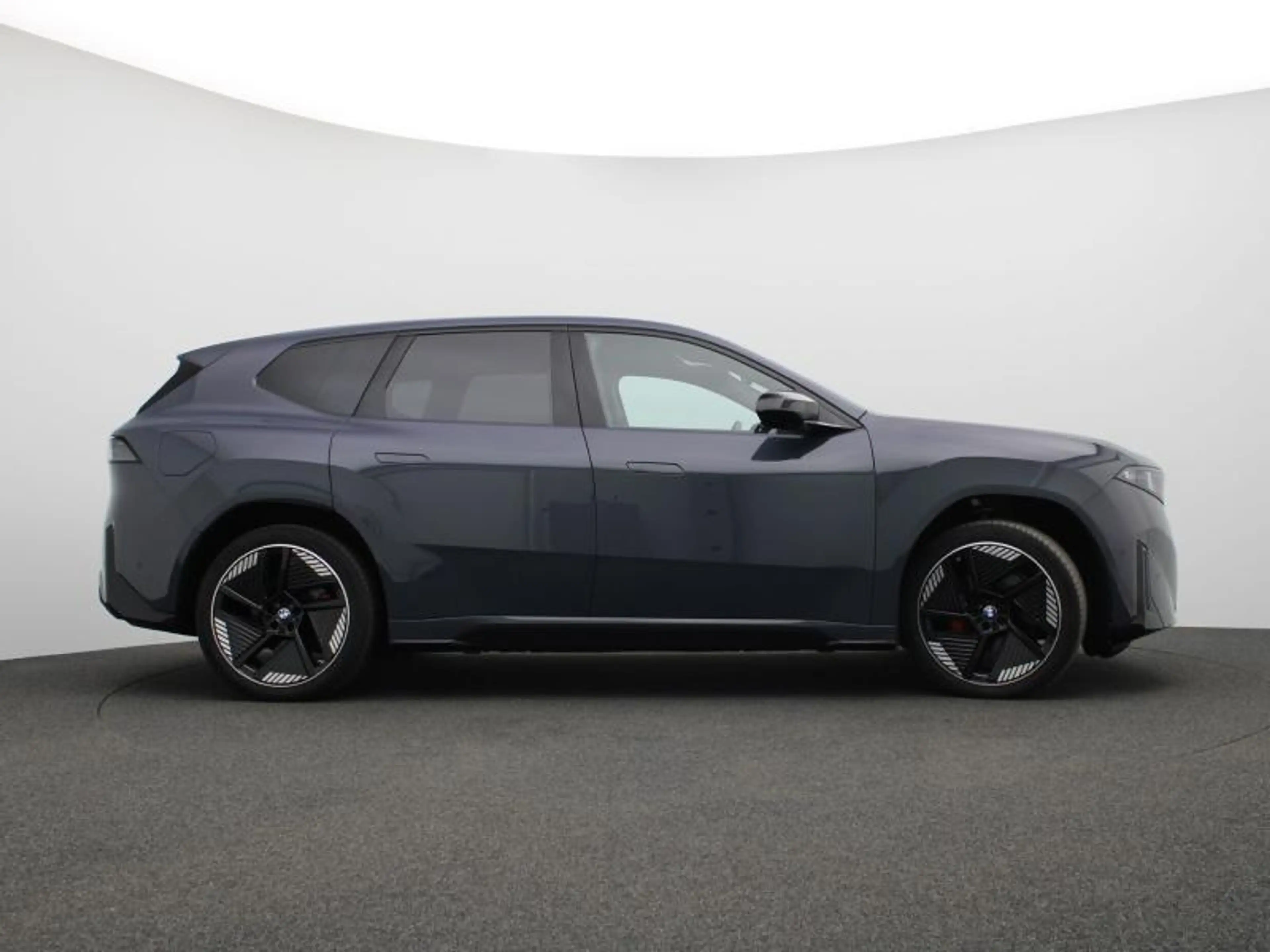 BMW iX3 50 XDRIVE - M SPORT PRO - PANODAK — photo 3