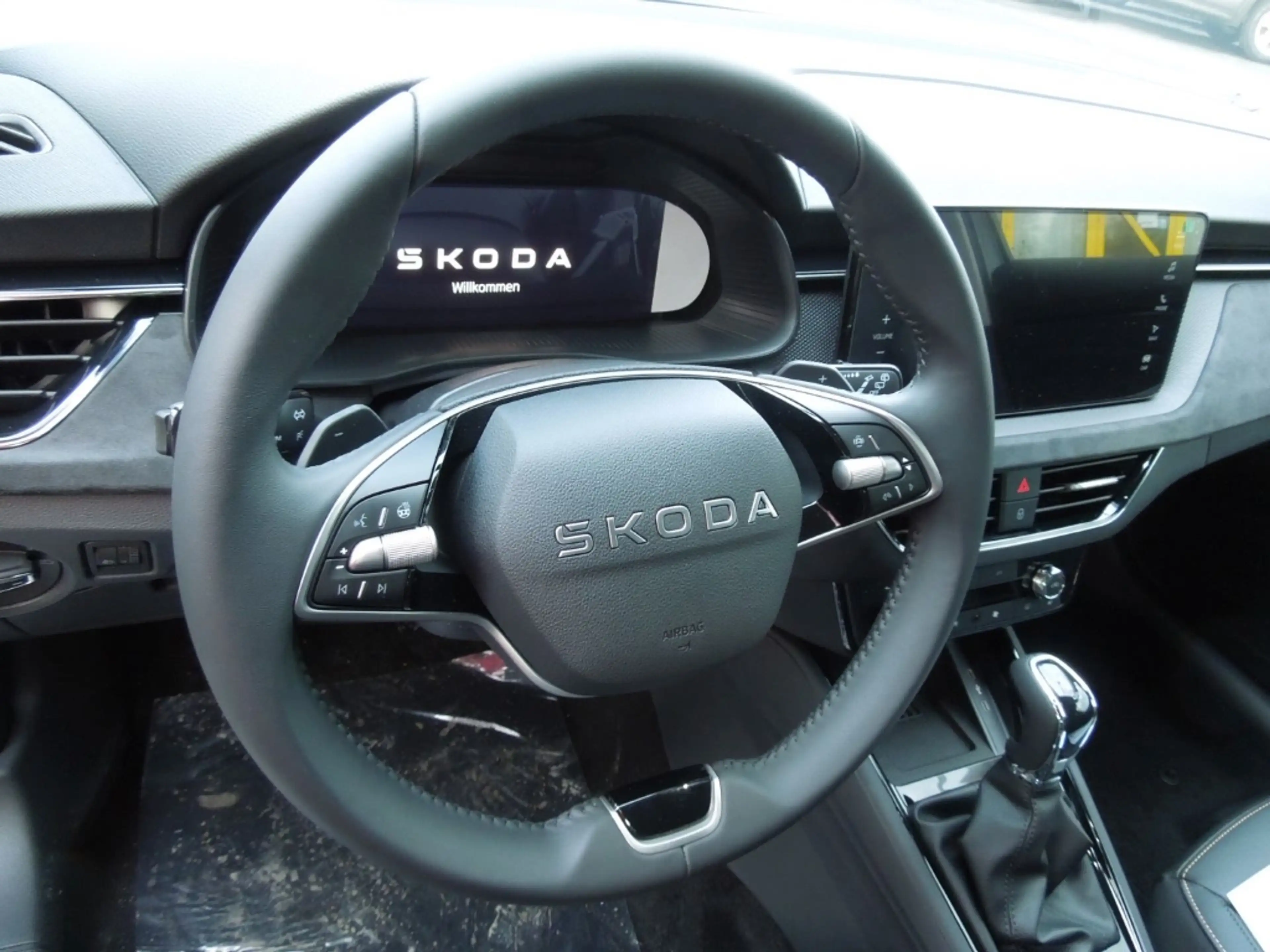 Skoda Scala 1.5TSI DSG Premium/LED/Navi/Sitzheizung — photo 6
