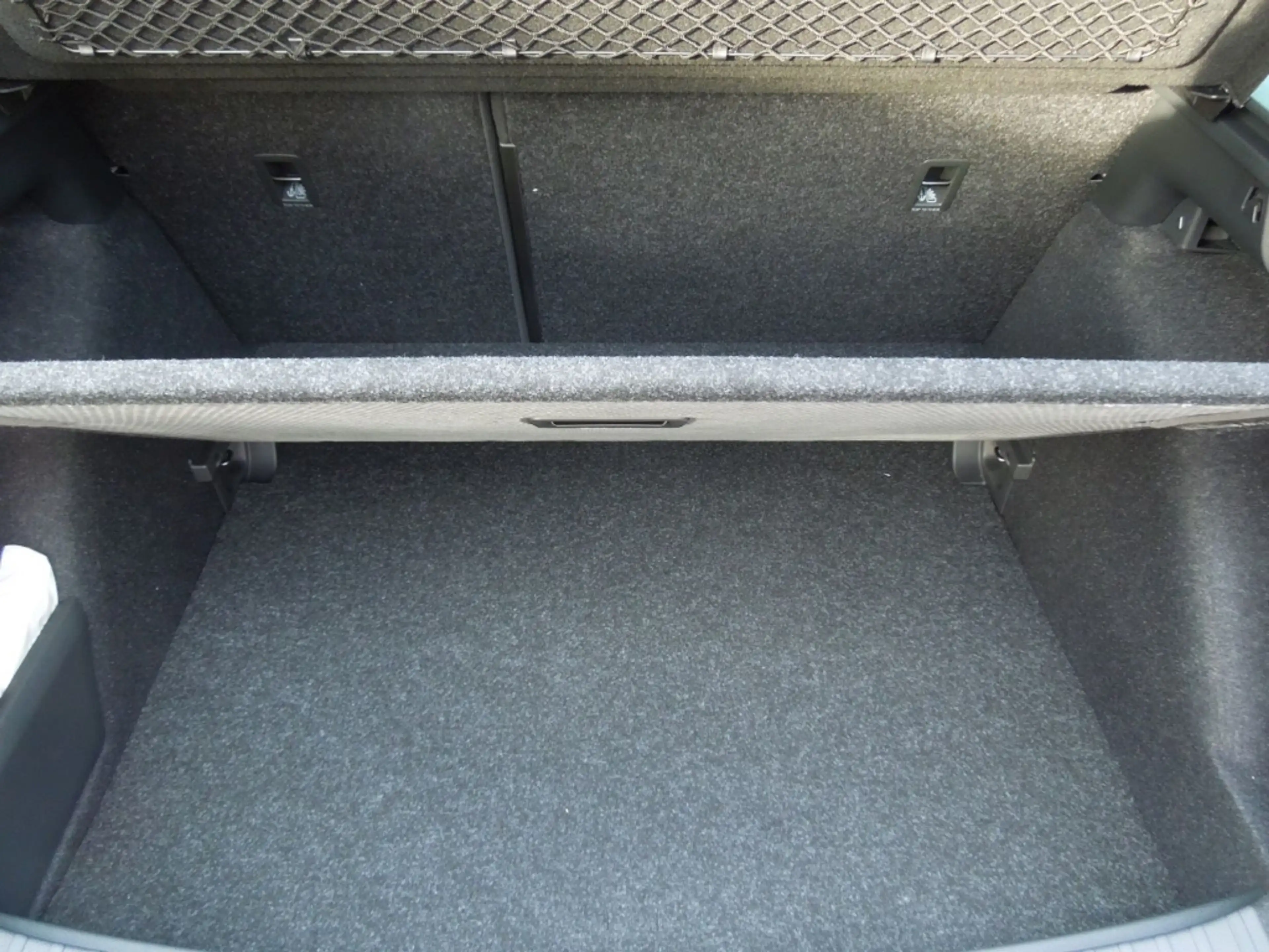 Skoda Scala 1.5TSI DSG Premium/LED/Navi/Sitzheizung — photo 15