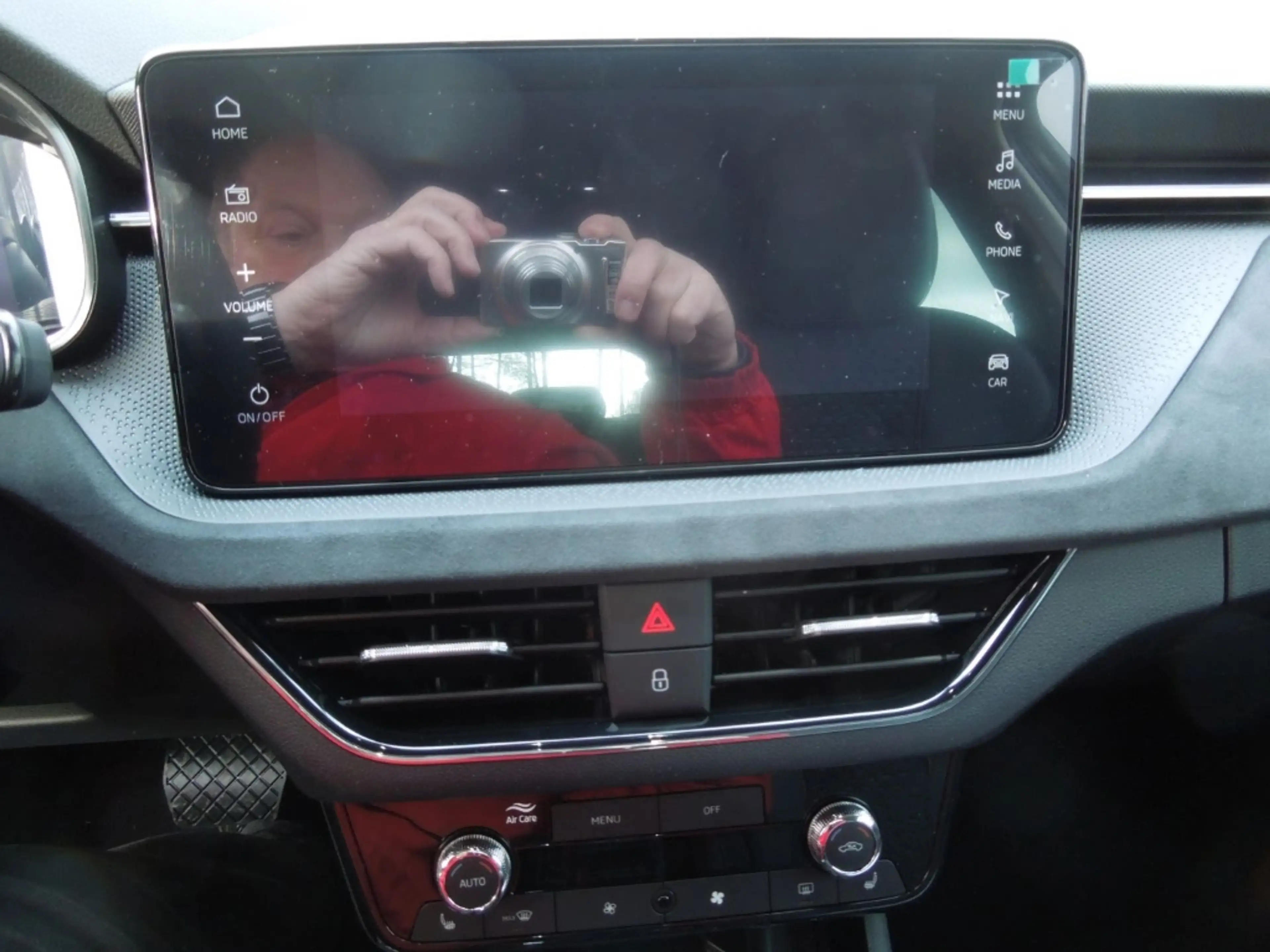 Skoda Scala 1.5TSI DSG Premium/LED/Navi/Sitzheizung — photo 7