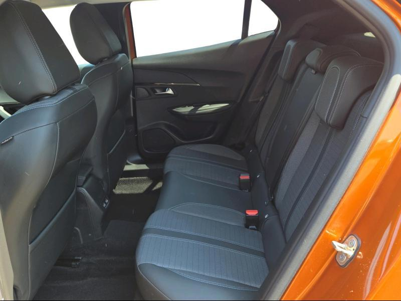 Peugeot 2008 Allure 1.2i 130pk - Carplay - LED - PDC — photo 12