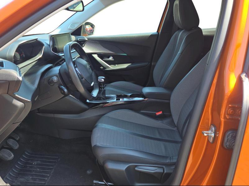 Peugeot 2008 Allure 1.2i 130pk - Carplay - LED - PDC — photo 11