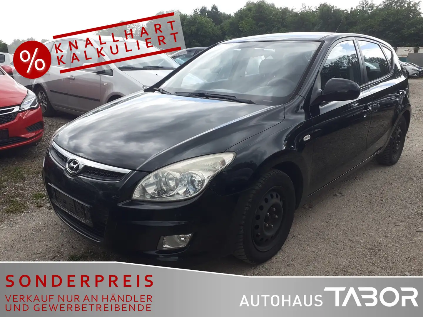Hyundai i30 1.4 Comfort Klima el.FH RadioCD ZV Schwarz - 1