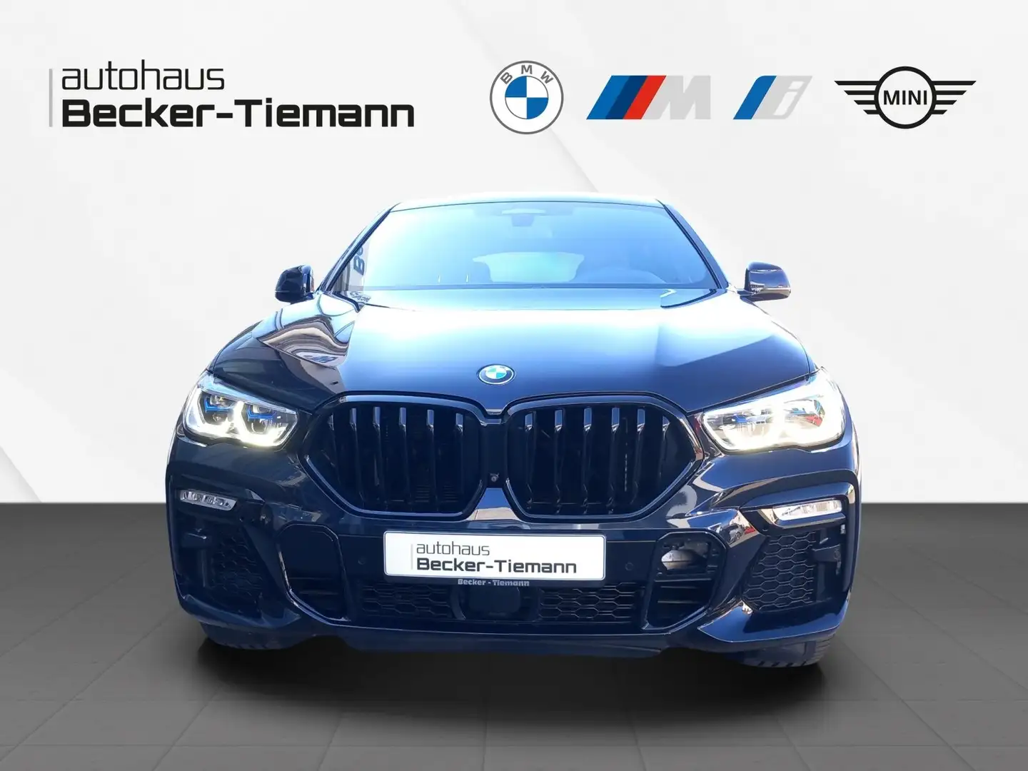 BMW X6 M50i | B&W Surround| DrivAssPro| ParkAss+ Schwarz - 2