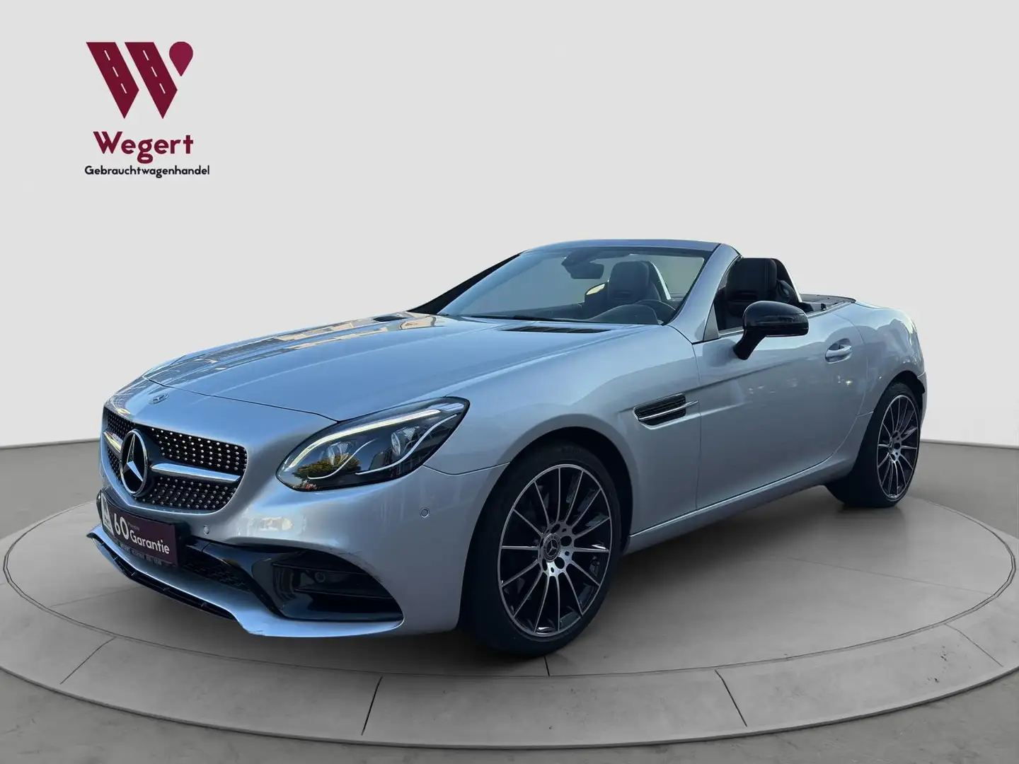 Mercedes-Benz SLC 180 *AMG*R-CAM*SITZHEIZ*AIRSCARF*PANO*NAVI* Zilver - 1