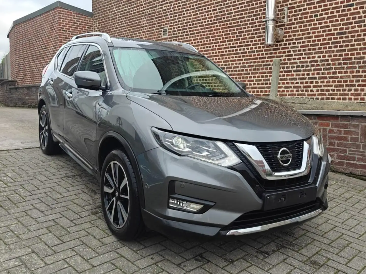Nissan X-Trail X-Trail 1.6 DIG-T Tekna Zilver - 1