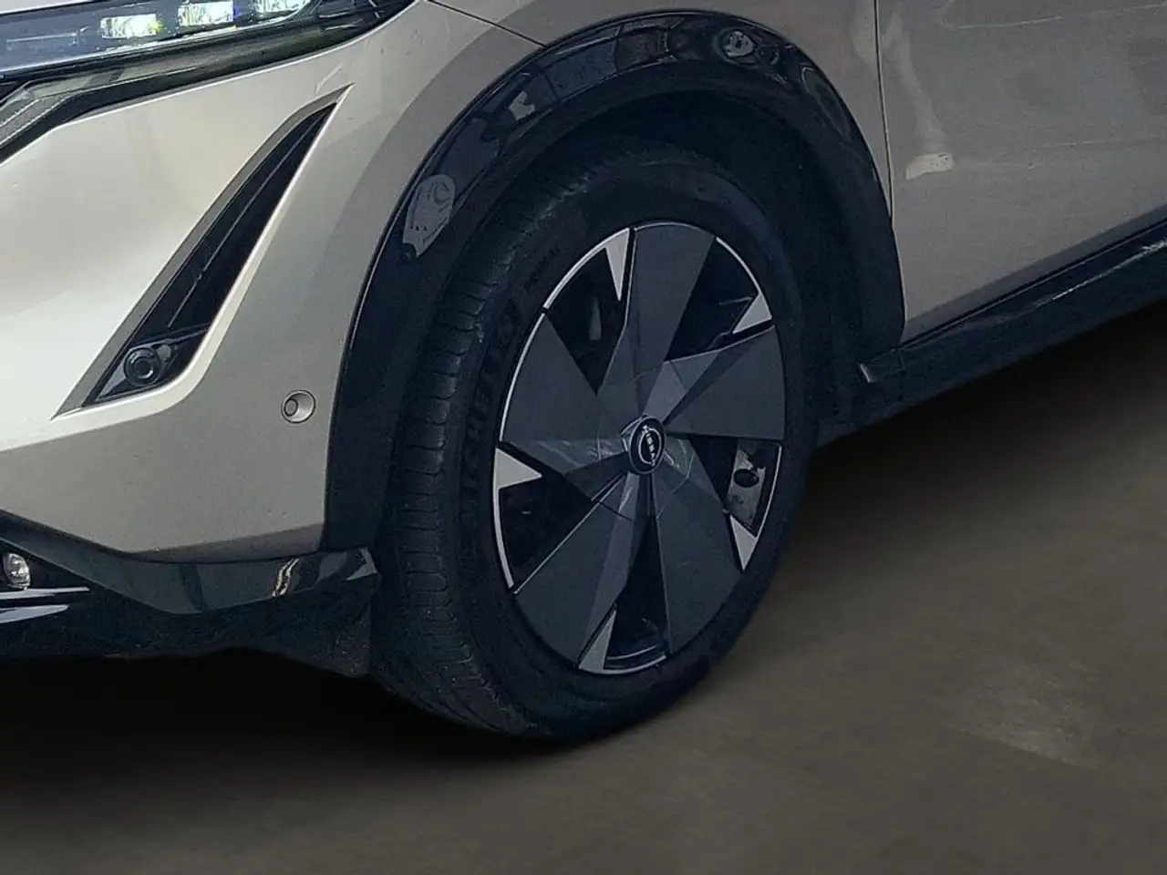 Nissan Ariya 87 kWh Evolve Pack 20 6