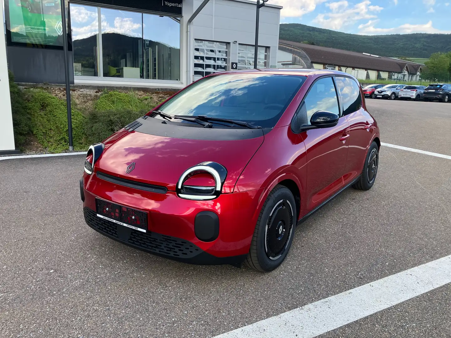 Renault Twingo Twingo Techno 80 PS urban range Rot - 2