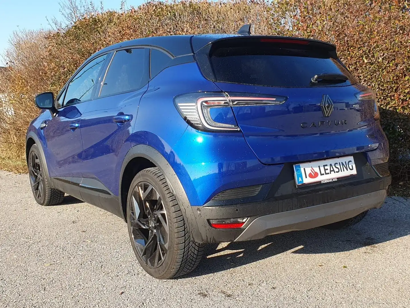 Renault Captur E-Tech Full Hybrid 145 Esprit Alpine Blau - 1