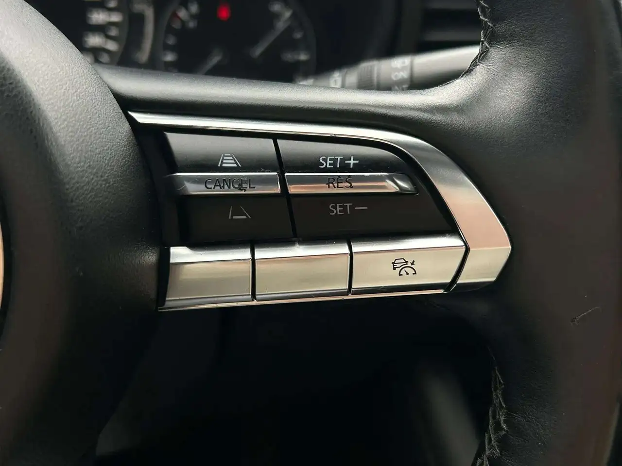 Mazda 3 снимка Mazda 3