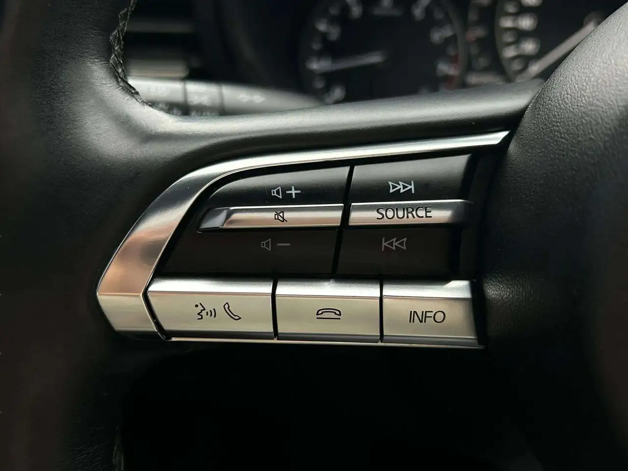 Mazda 3 снимка Mazda 3