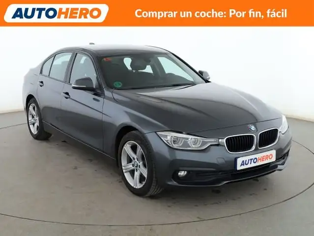 BMW 3 Series view 8
