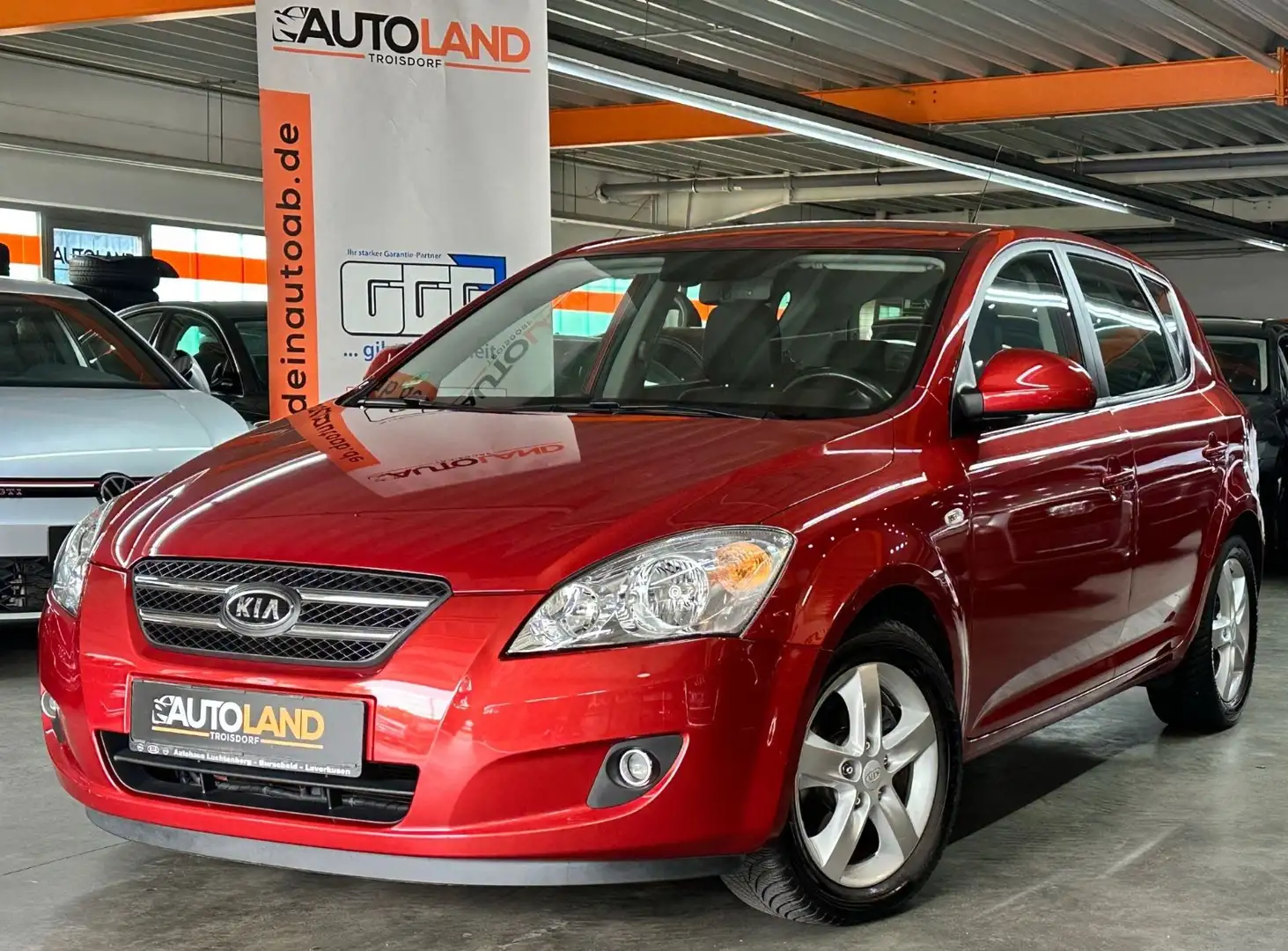 Kia Ceed / cee'd *2.0*Nur62TKM*Klima*Teilleder*Navi*SzHz Rouge - 1